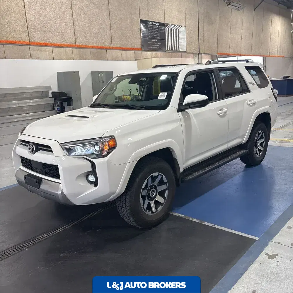 2023 Toyota 4Runner TRD Off-Road