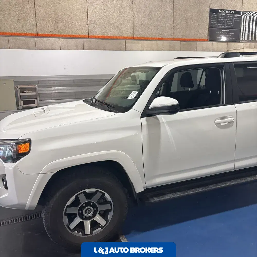 2023 Toyota 4Runner TRD Off-Road