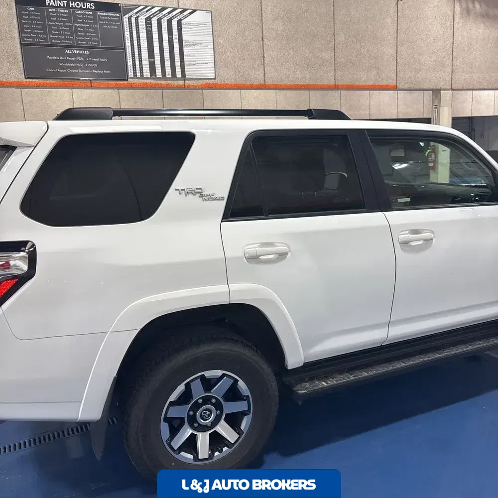 2023 Toyota 4Runner TRD Off-Road