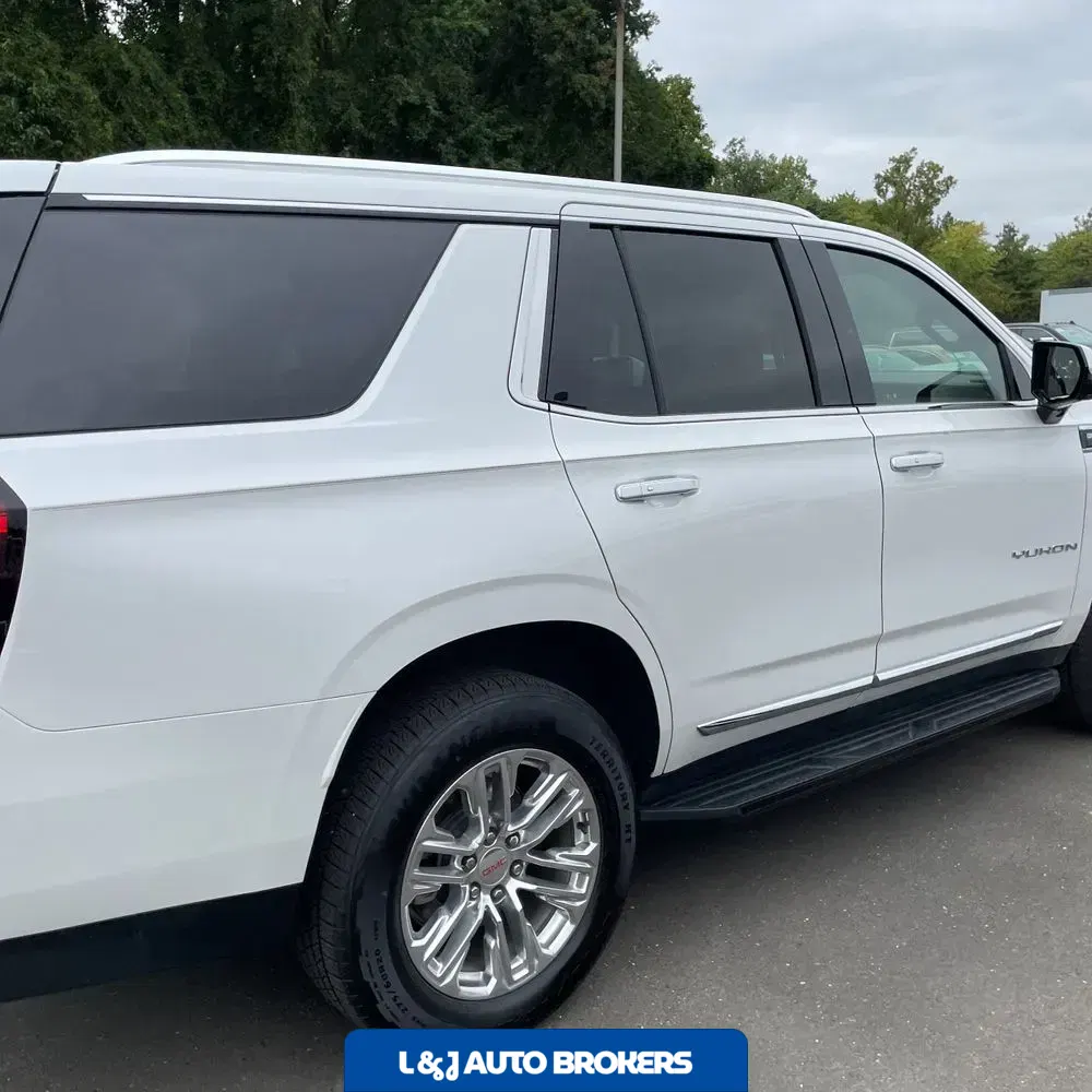 2021 GMC Yukon SLT
