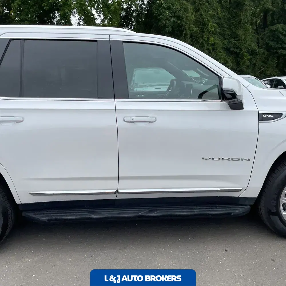 2021 GMC Yukon SLT