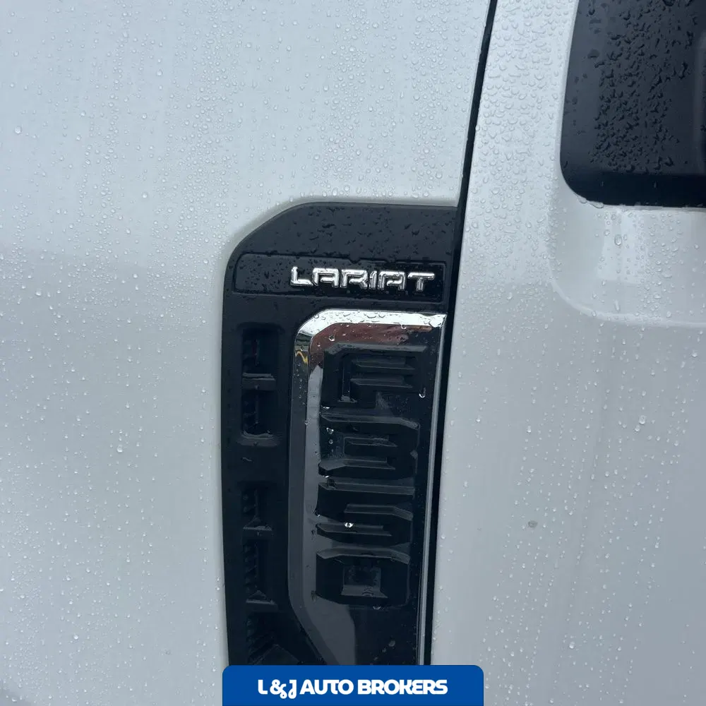 2025 Ford F-350 Super Duty Lariat