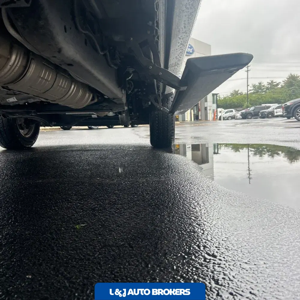 2025 Ford F-350 Super Duty Lariat