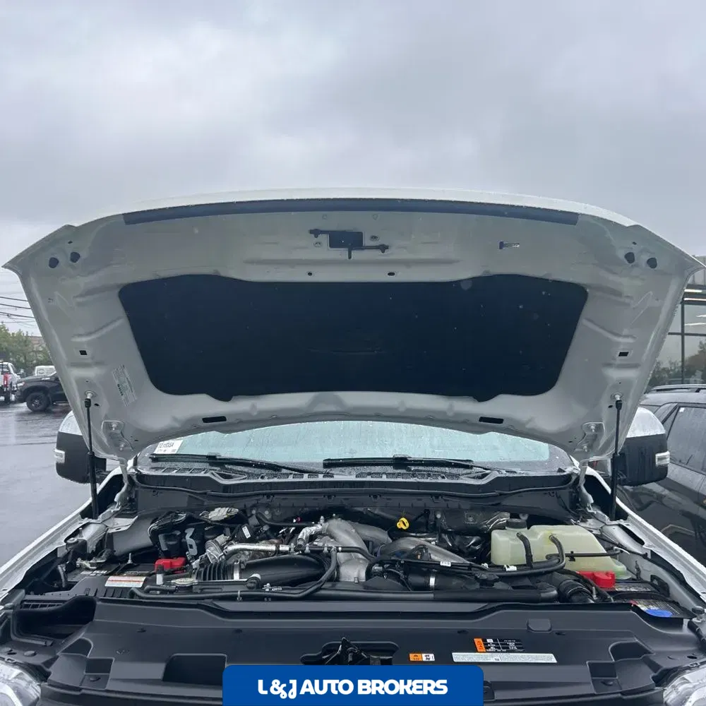 2025 Ford F-350 Super Duty Lariat