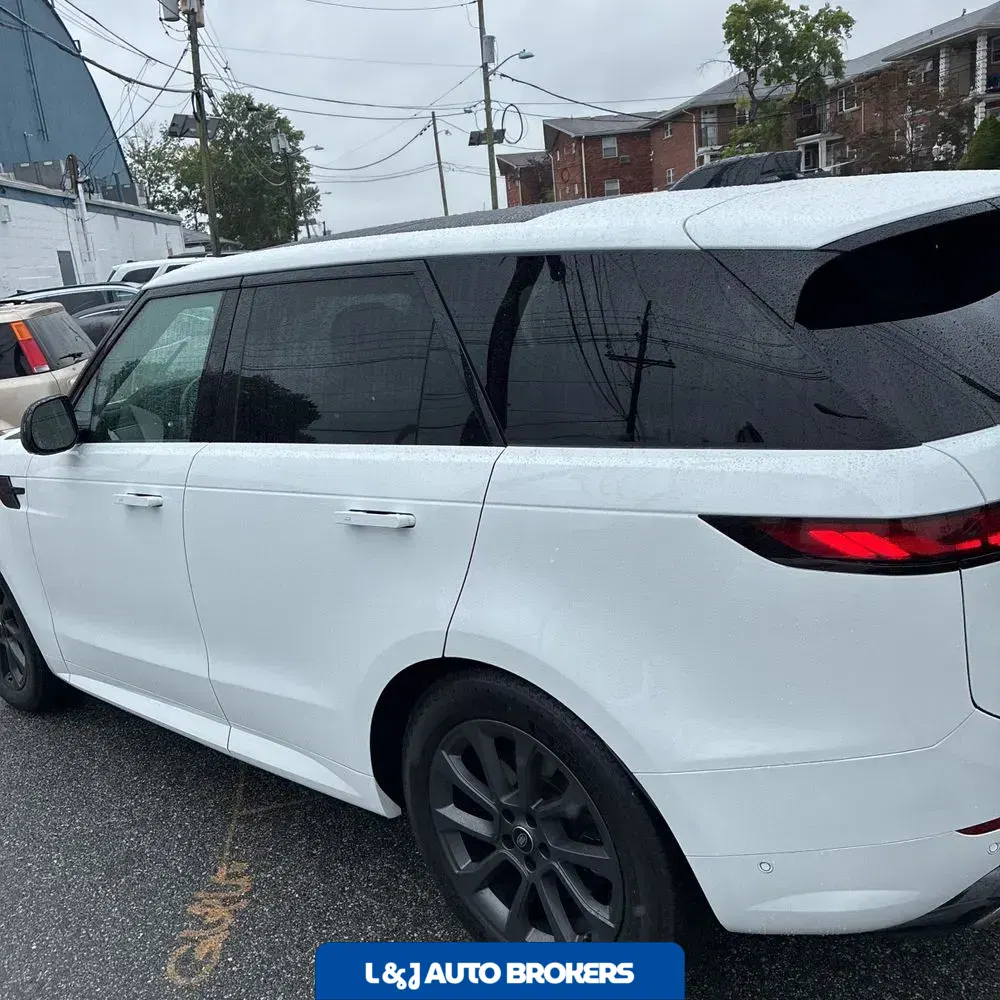 2024 Land Rover Range Rover Sport Dynamic SE P400