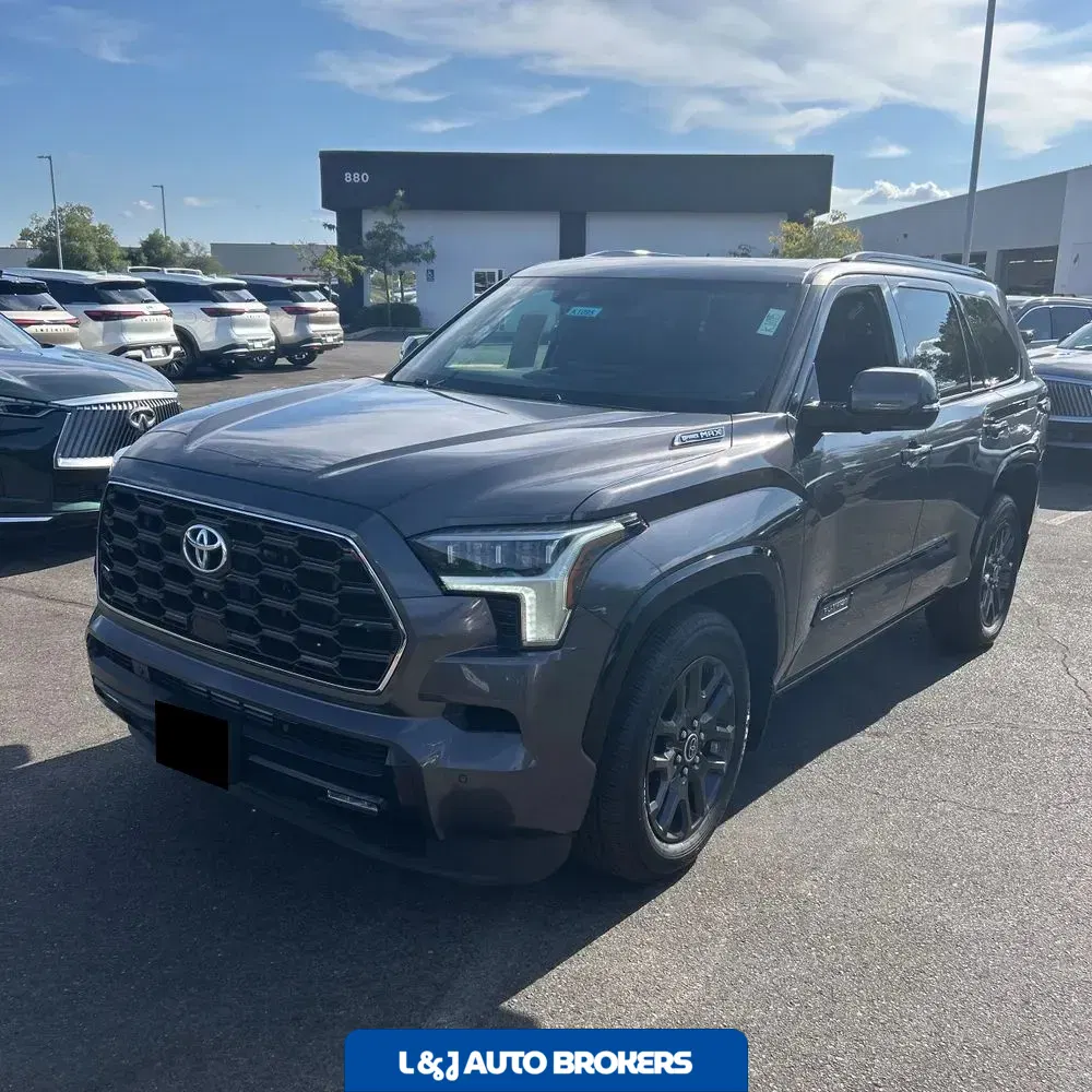 2023 Toyota Sequoia Platinum