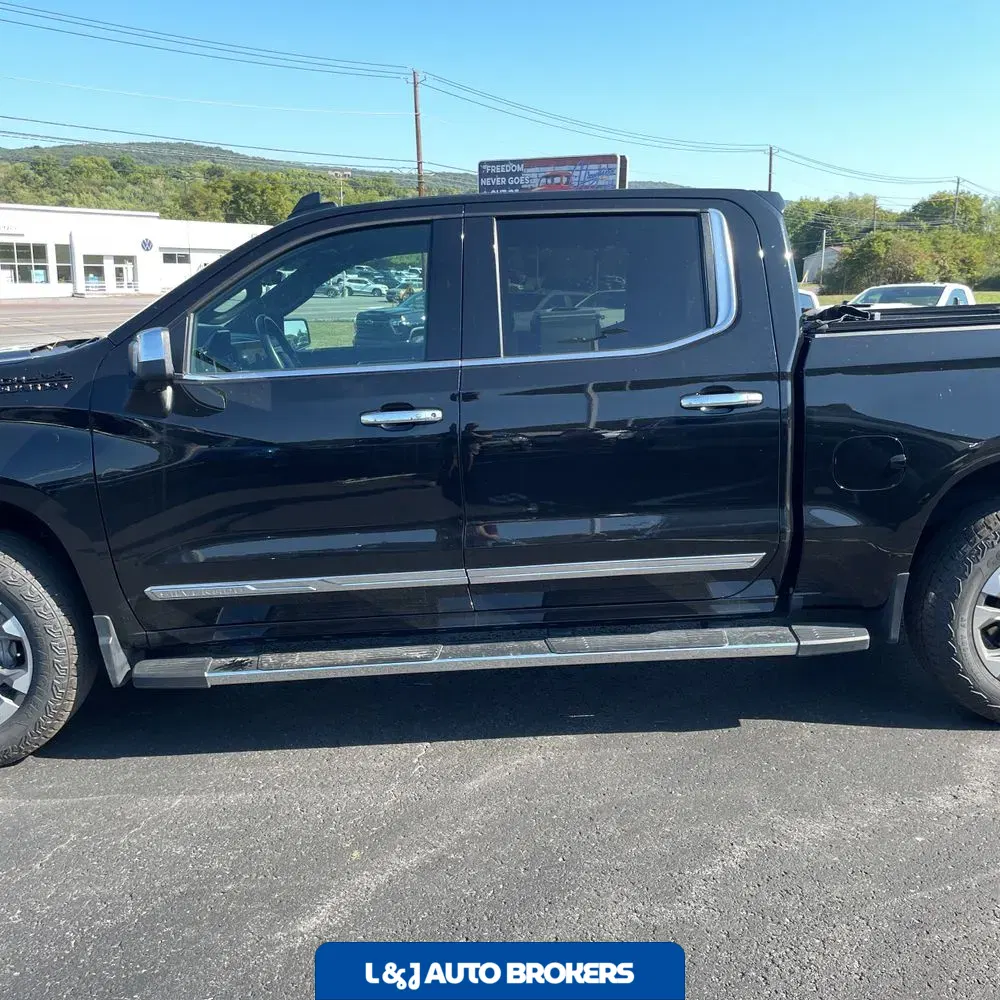 2023 Chevrolet Silverado 1500 High Country