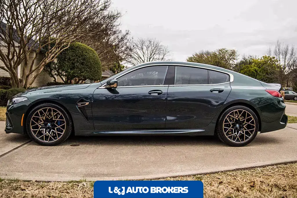 2020 BMW M8 First Edition 1/400