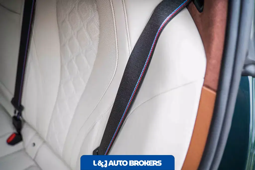 2020 BMW M8 First Edition 1/400
