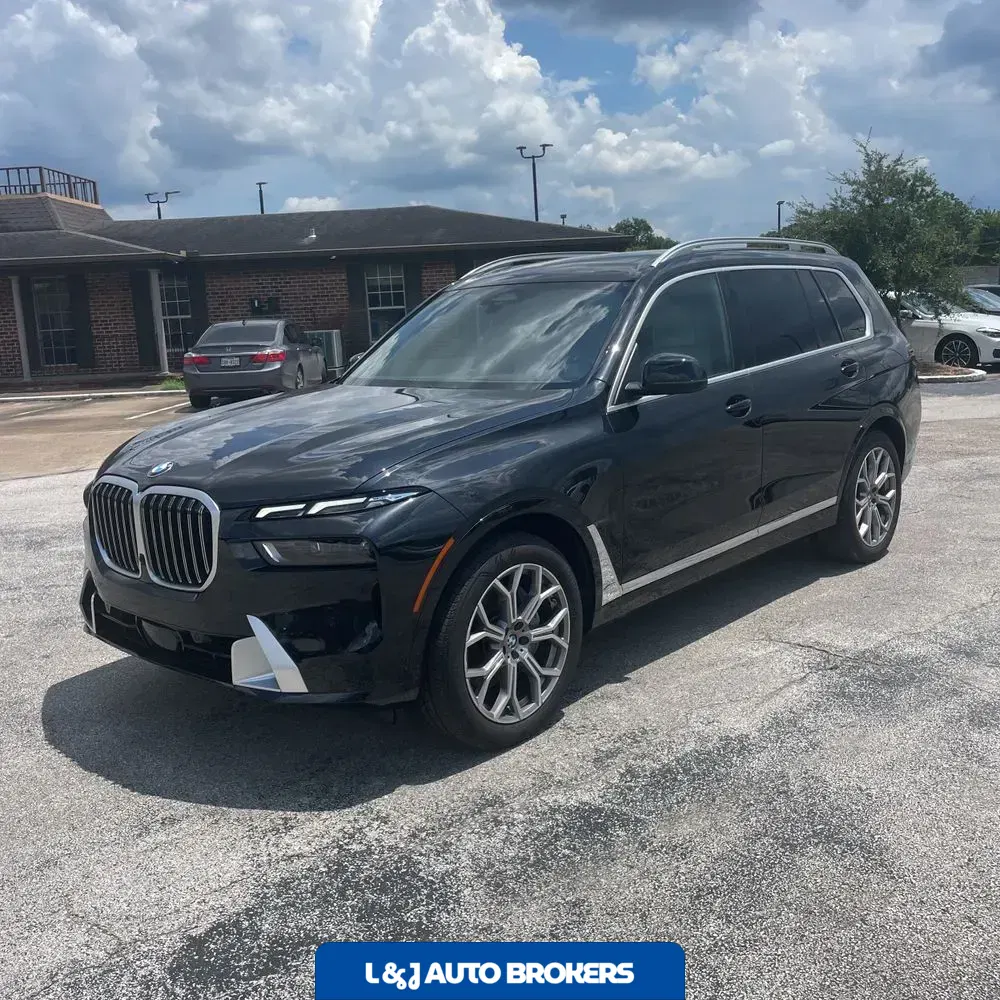 2025 BMW X7 XDrive40i