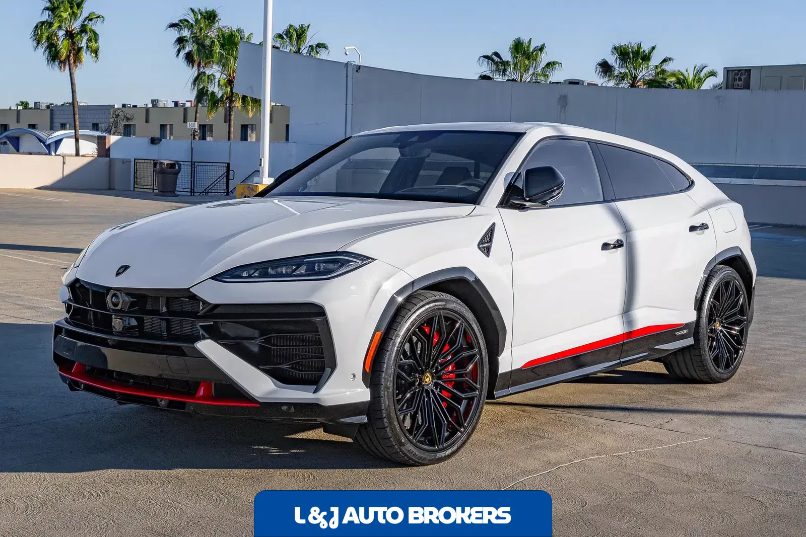 2025 Lamborghini Urus SE