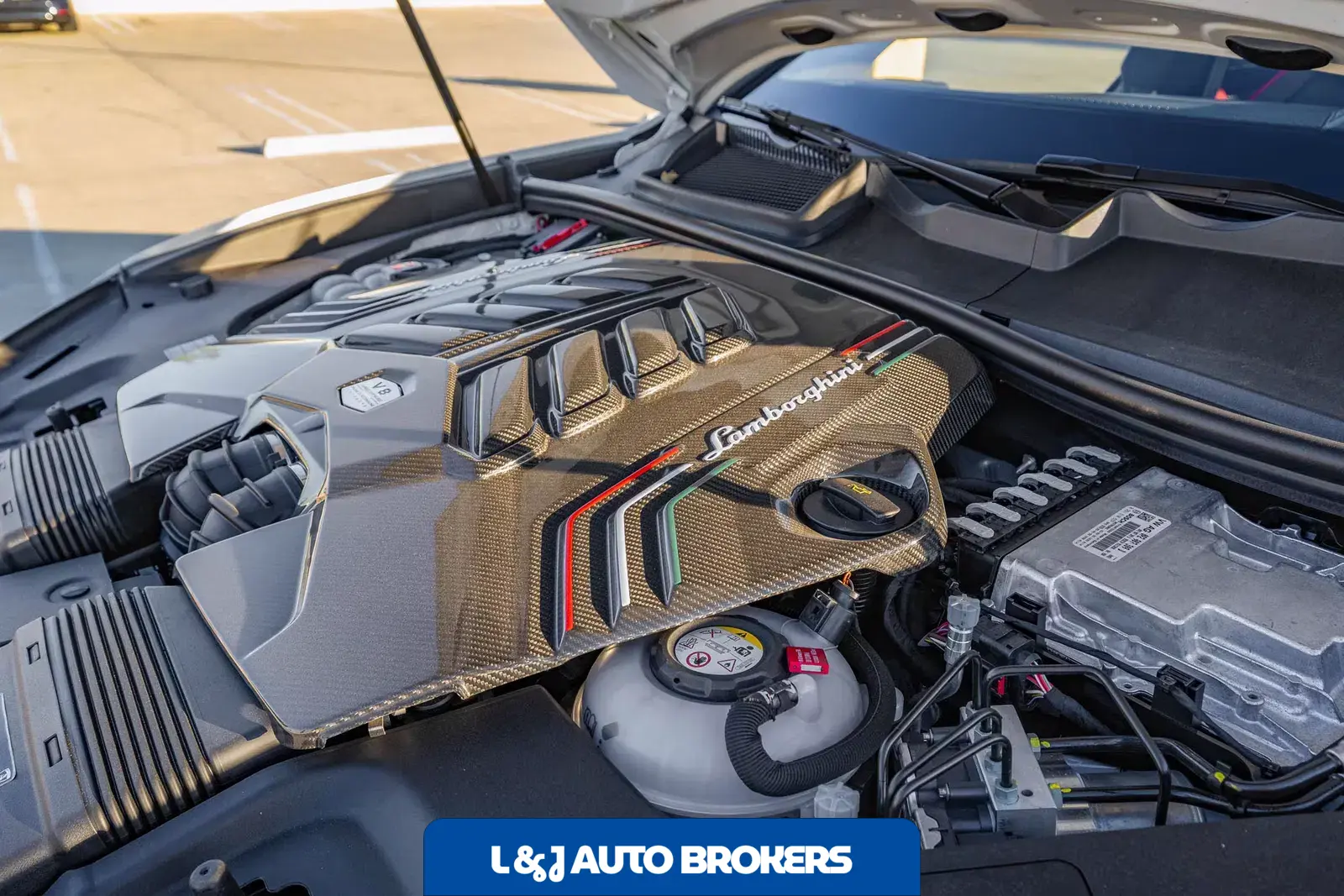 2025 Lamborghini Urus SE