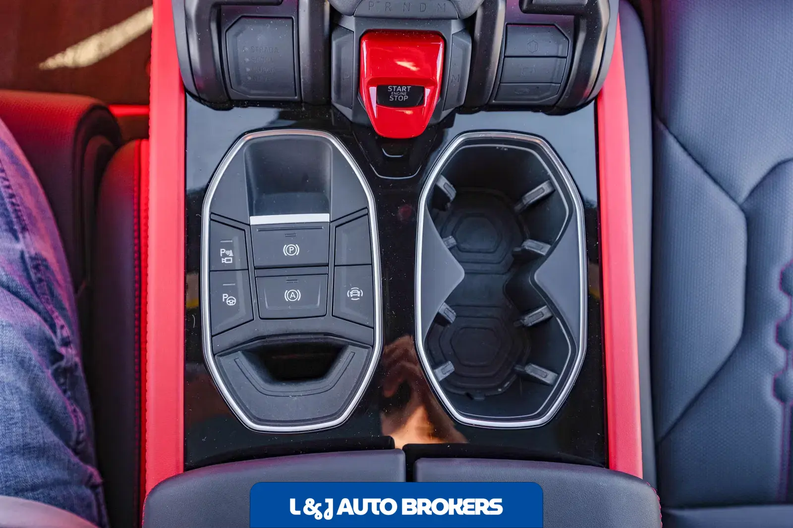 2025 Lamborghini Urus SE