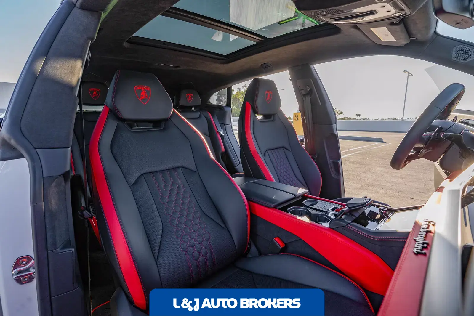 2025 Lamborghini Urus SE