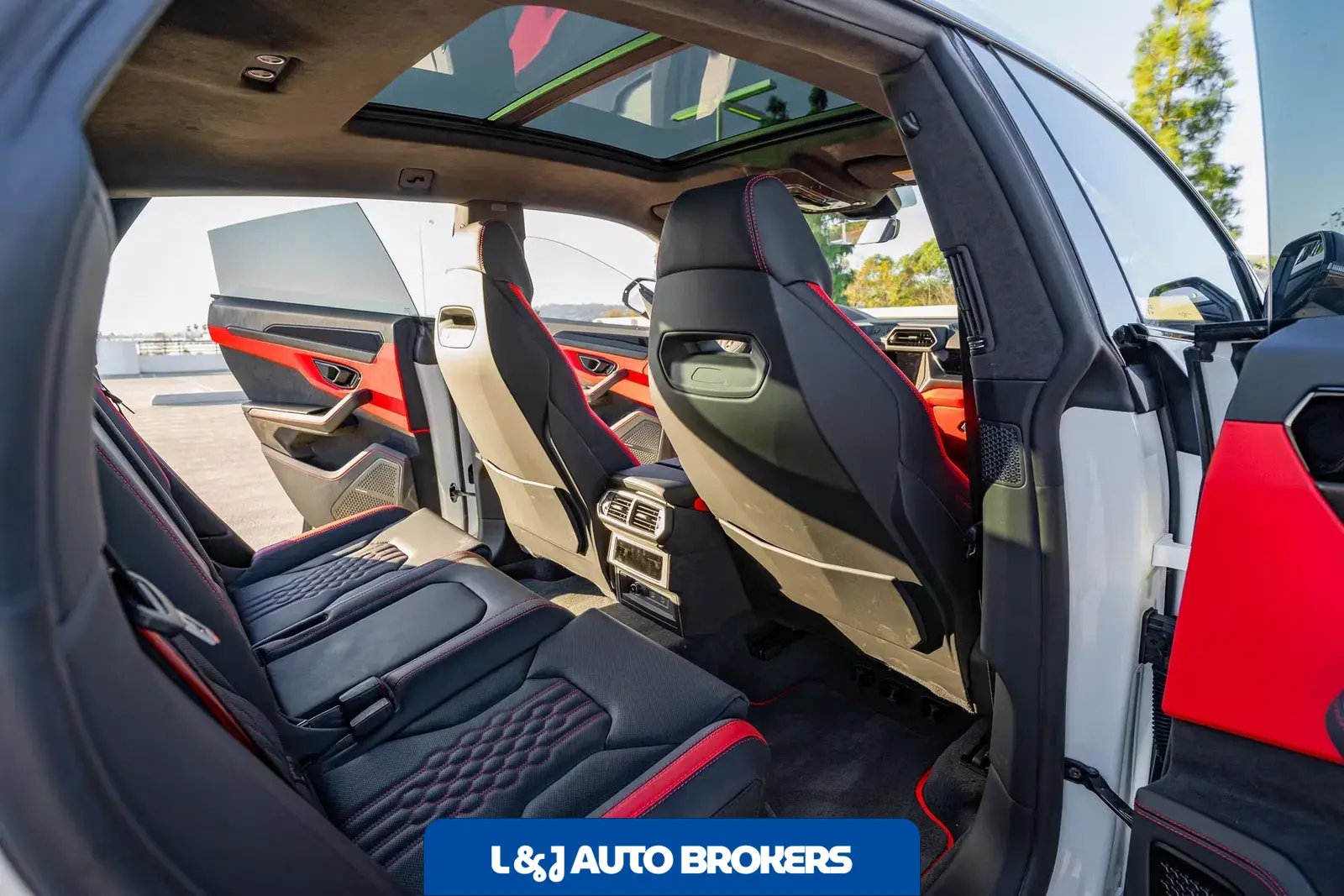 2025 Lamborghini Urus SE
