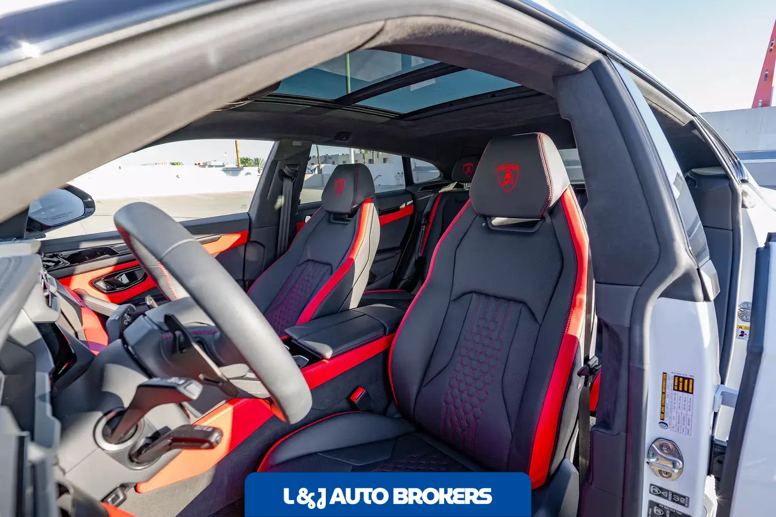 2025 Lamborghini Urus SE