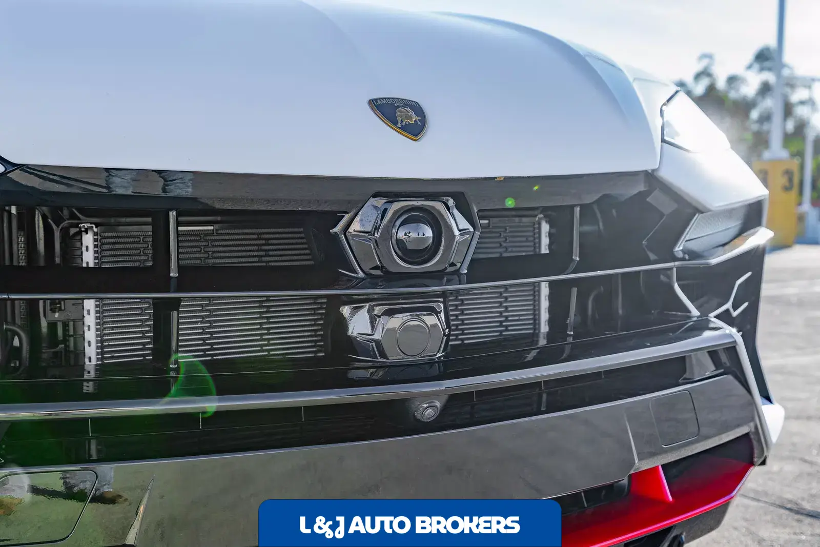 2025 Lamborghini Urus SE