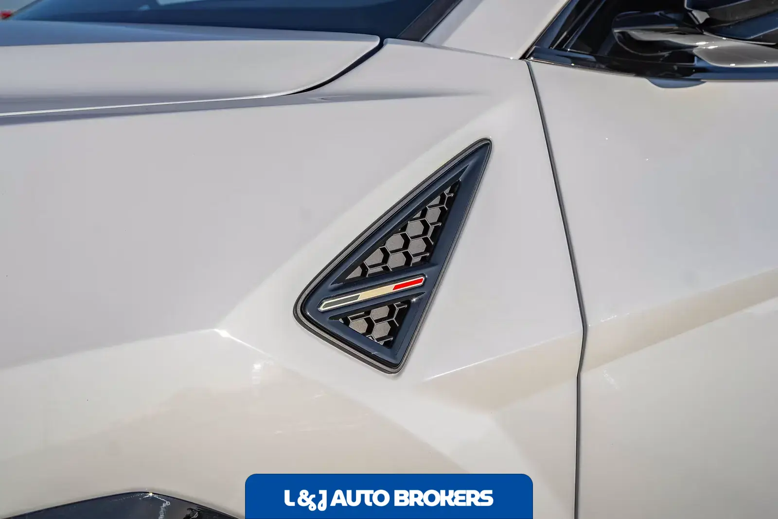 2025 Lamborghini Urus SE