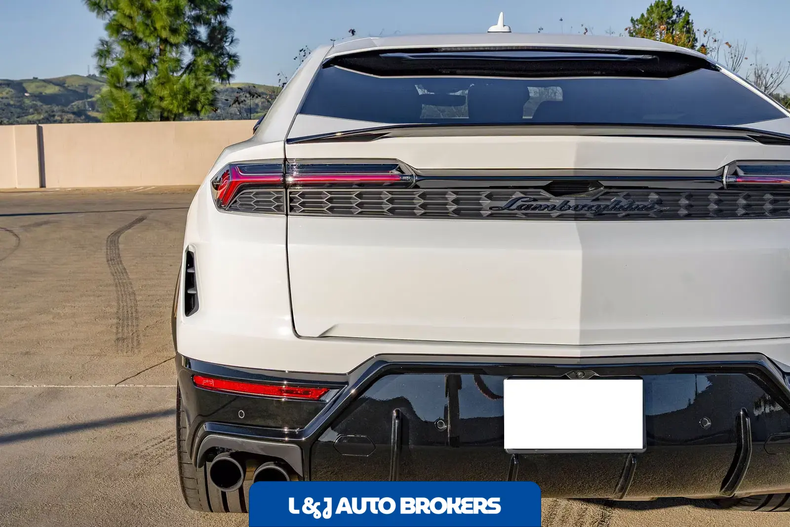 2025 Lamborghini Urus SE