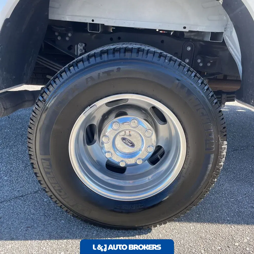 2024 Ford F-350 Super Duty Lariat