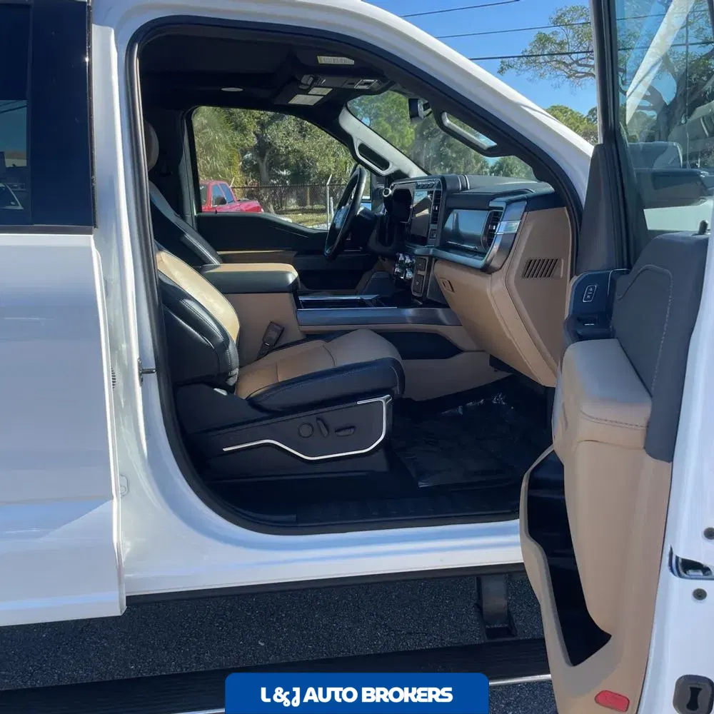 2024 Ford F-350 Super Duty Lariat