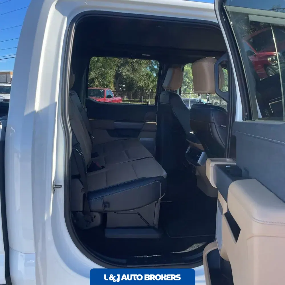 2024 Ford F-350 Super Duty Lariat