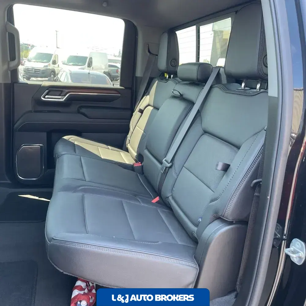 2024 GMC Sierra 2500 Denali