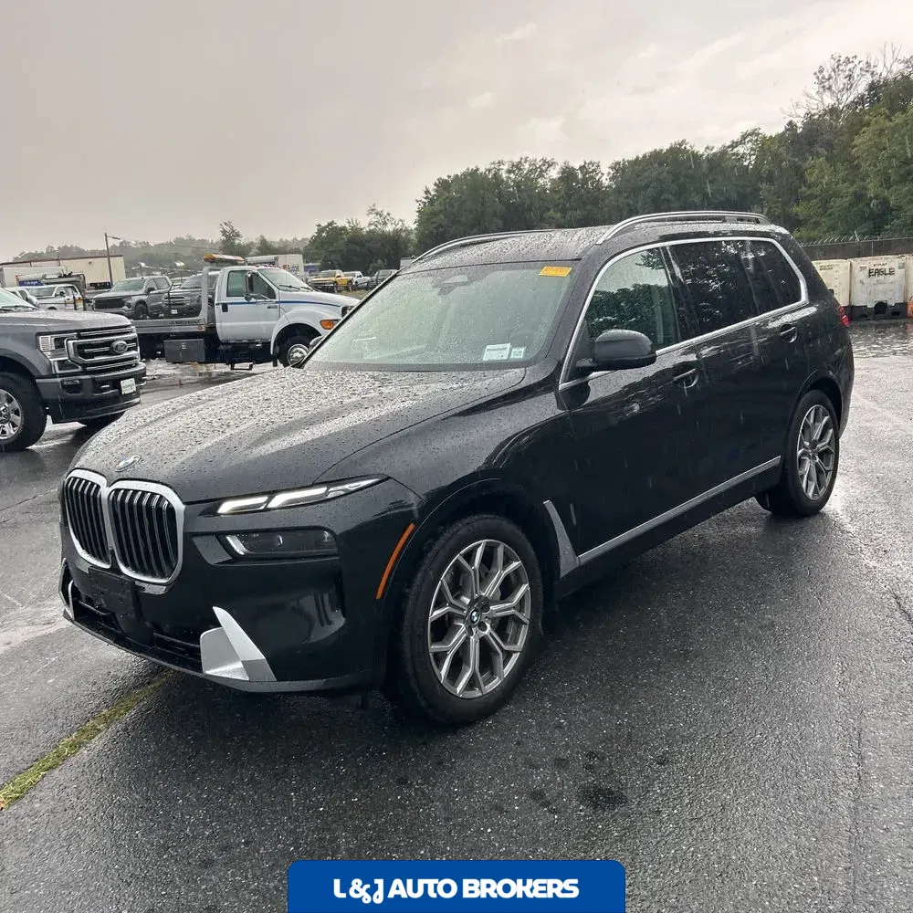 2025 BMW X7 XDrive40i