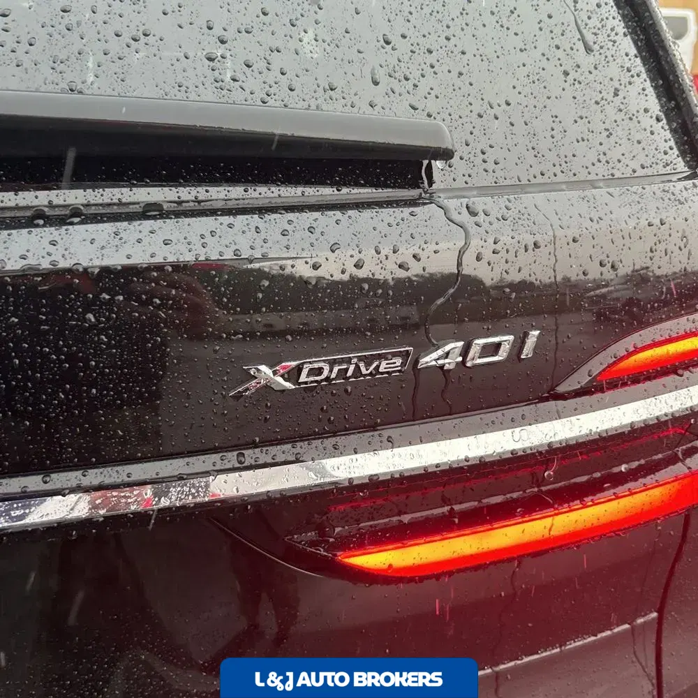 2025 BMW X7 XDrive40i