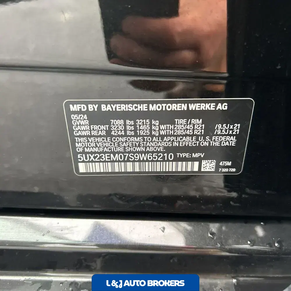 2025 BMW X7 XDrive40i