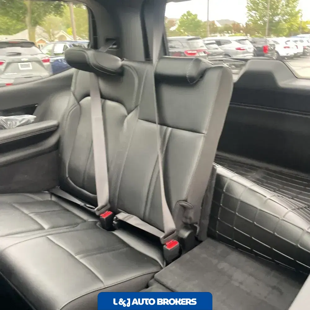 2024 Jeep Grand Wagoneer Base