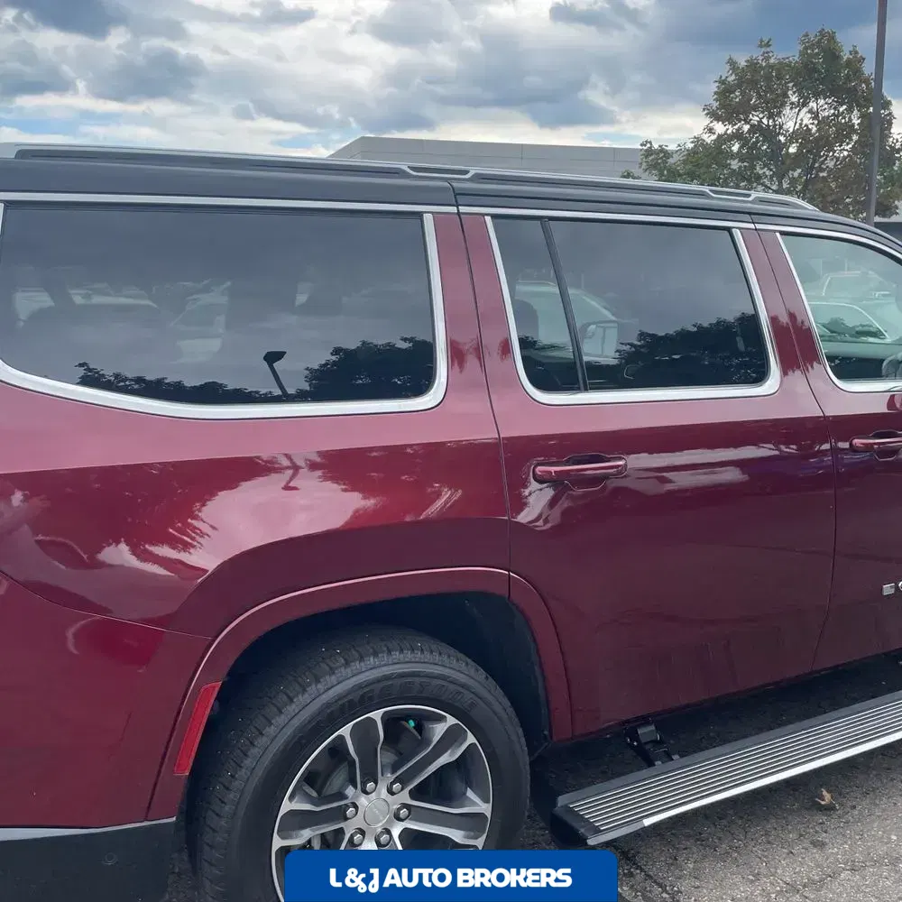 2024 Jeep Grand Wagoneer Base