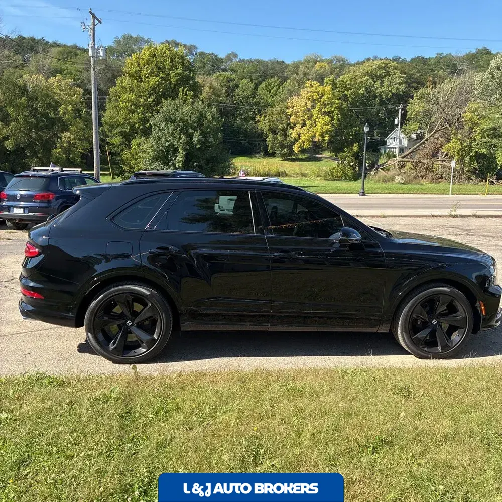 2021 Bentley Bentayga V8
