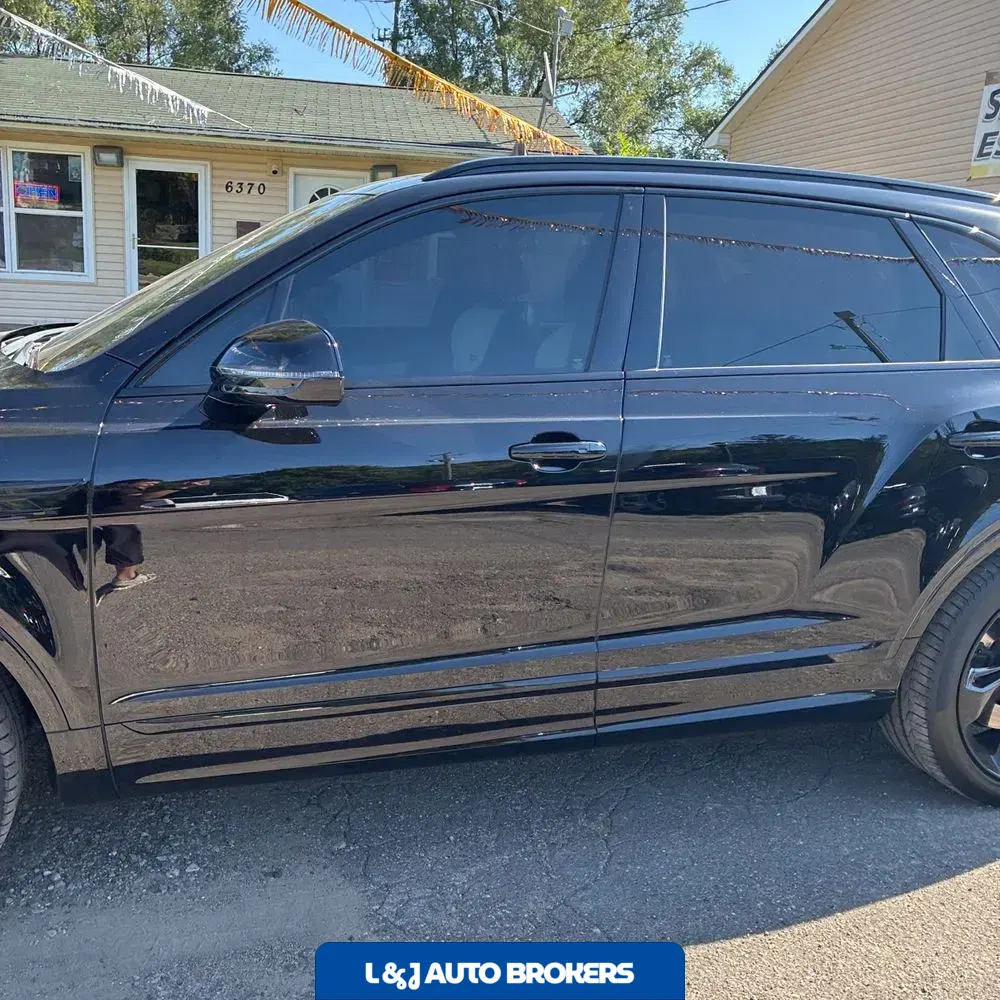 2021 Bentley Bentayga V8