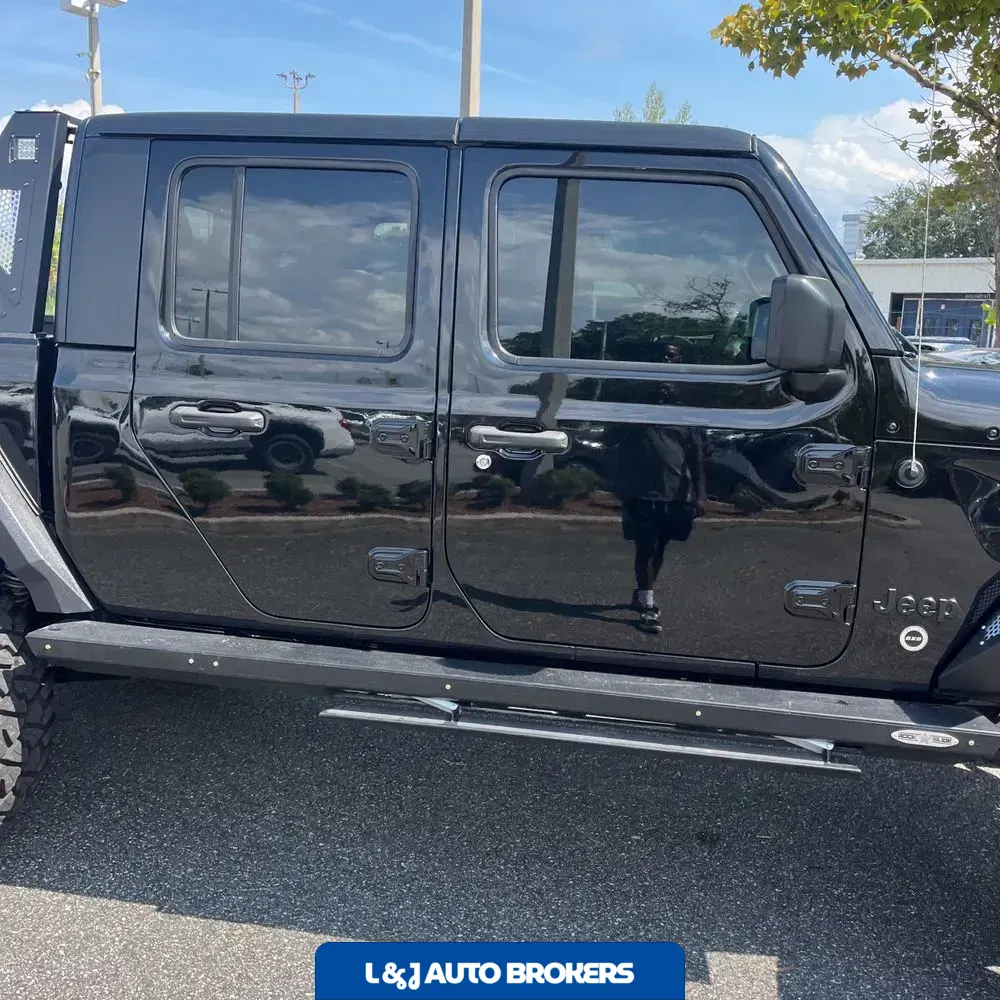 2022 Jeep Gladiator Sport S