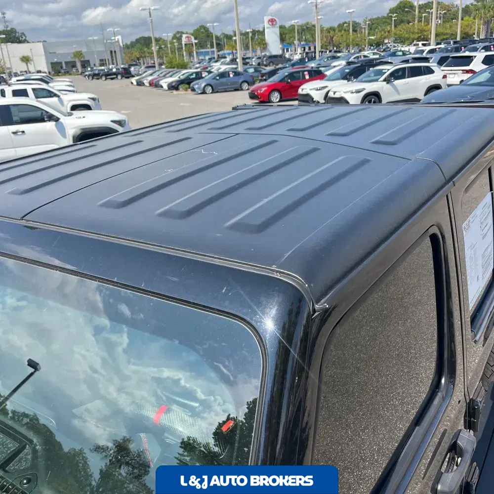 2022 Jeep Gladiator Sport S
