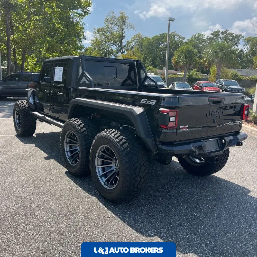 2022 Jeep Gladiator Sport S