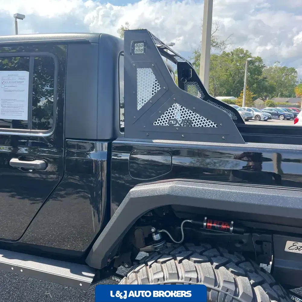 2022 Jeep Gladiator Sport S