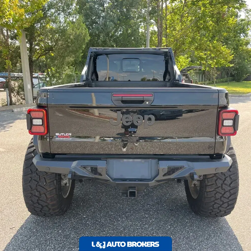 2022 Jeep Gladiator Sport S