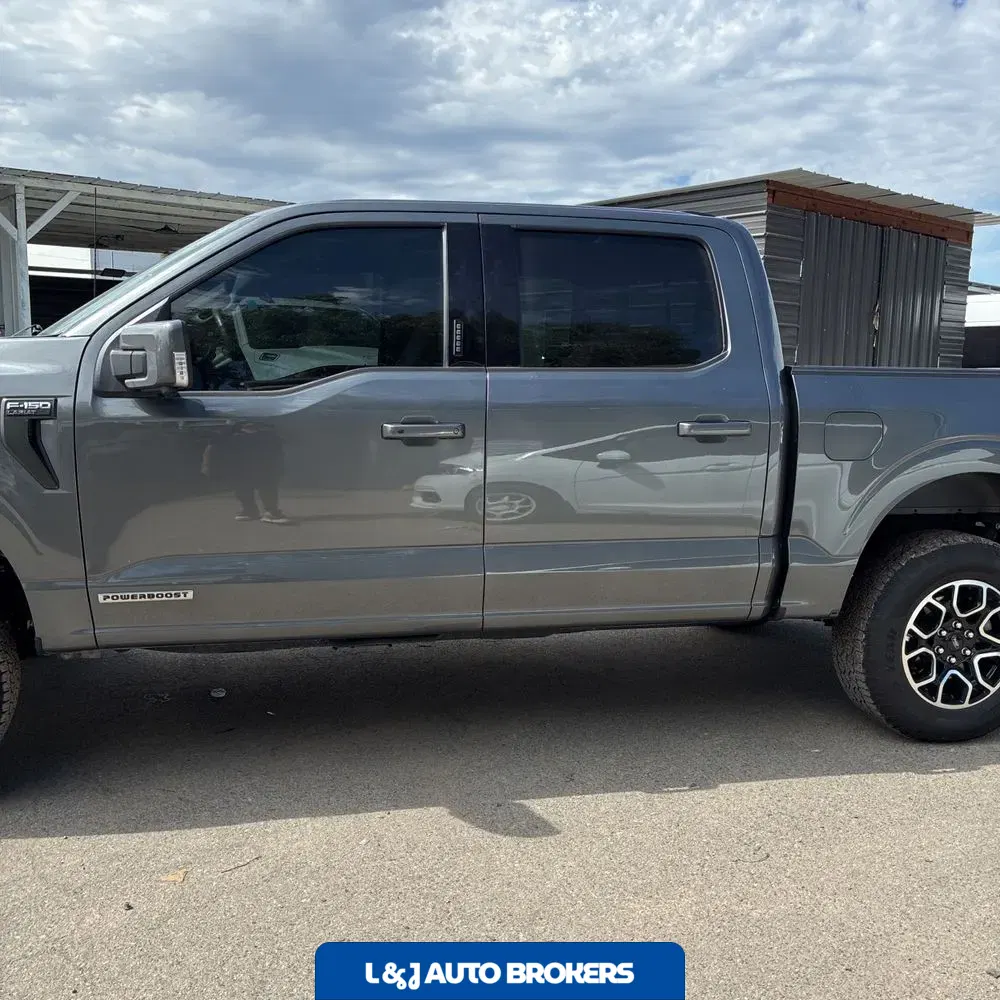 2023 Ford F-150 Lariat