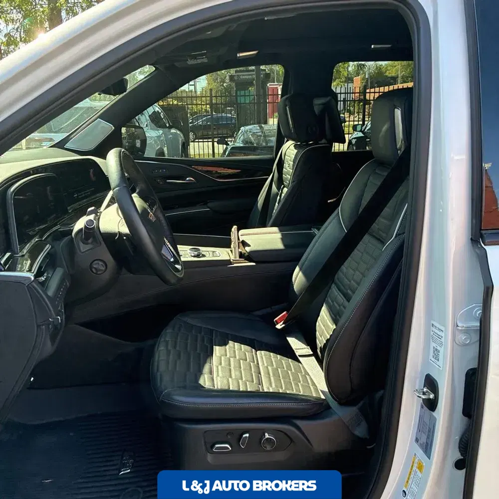 2024 Cadillac Escalade Sport Platinum