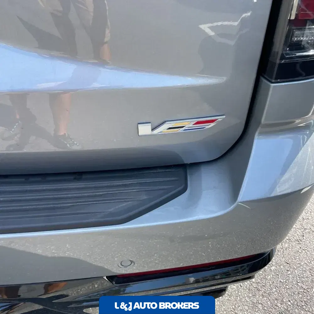 2025 Cadillac Escalade-V ESV Base