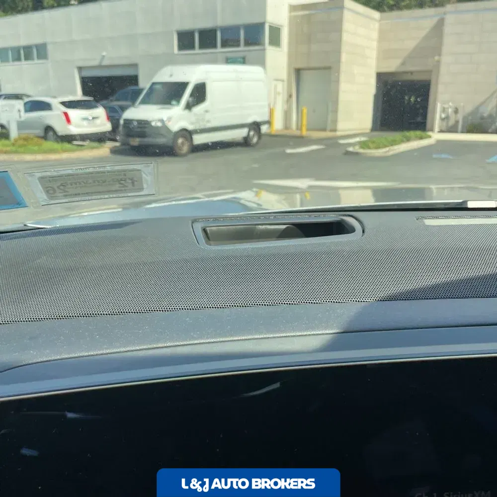 2025 Cadillac Escalade-V ESV Base