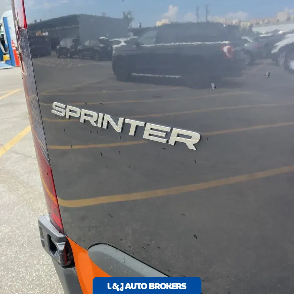 2021 Mercedes-Benz Sprinter 2500