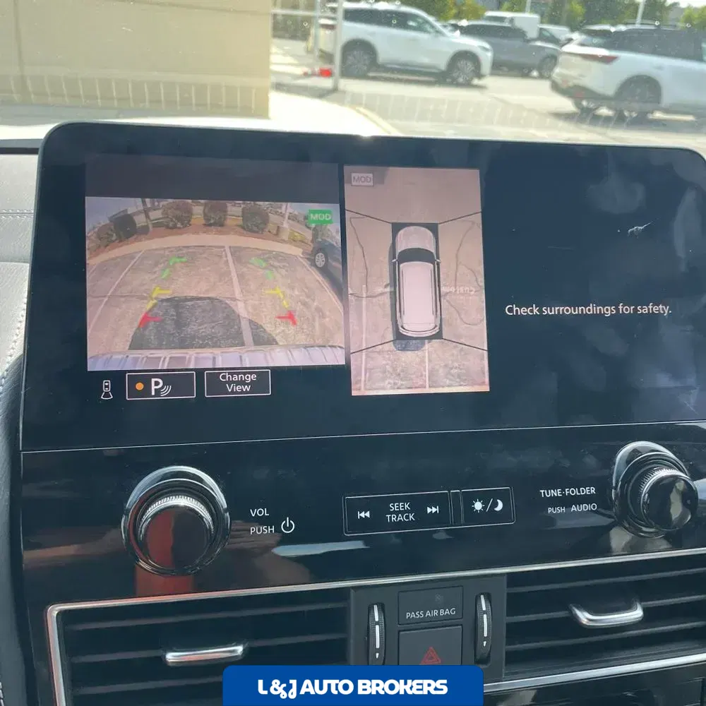 2024 INFINITI QX80 Premium Select