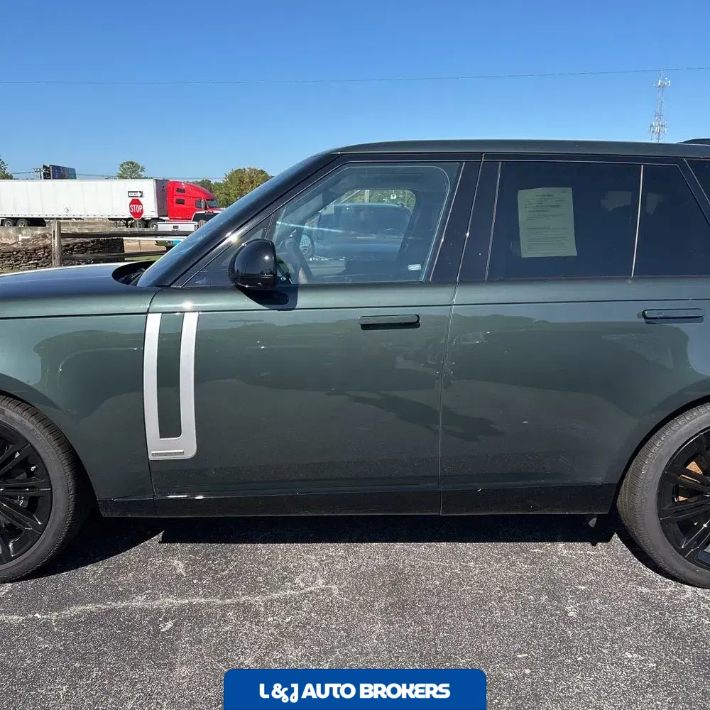 2025 Land Rover Range Rover Autobiography P530