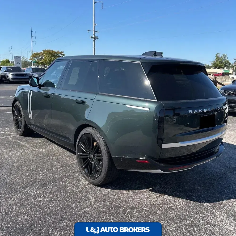 2025 Land Rover Range Rover Autobiography P530