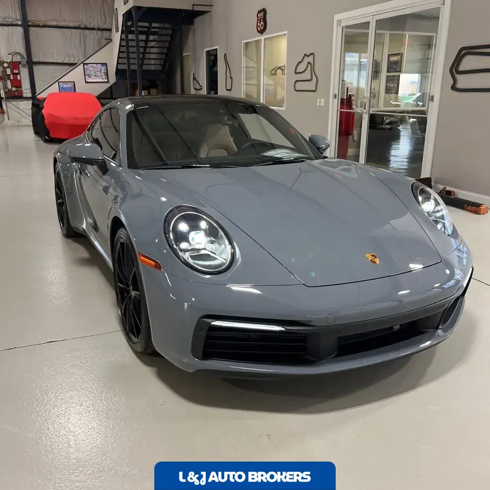 2023 Porsche 911 Carrera