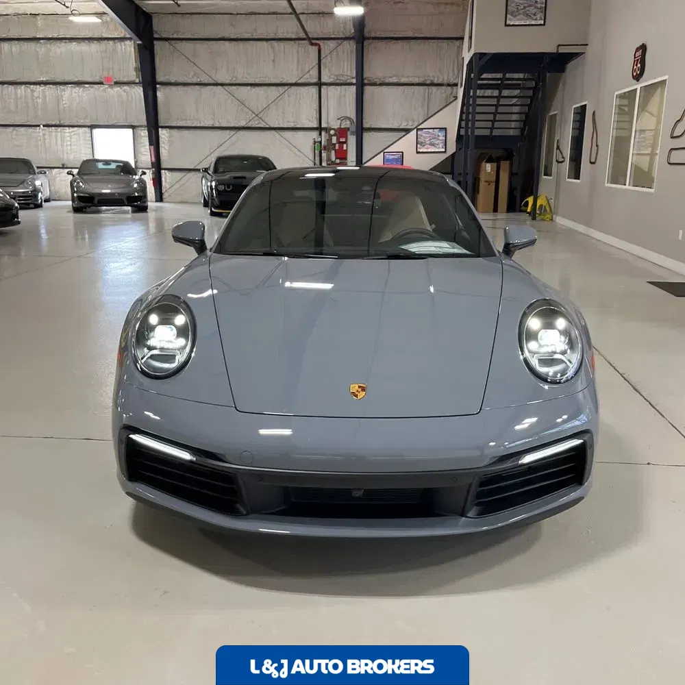 2023 Porsche 911 Carrera