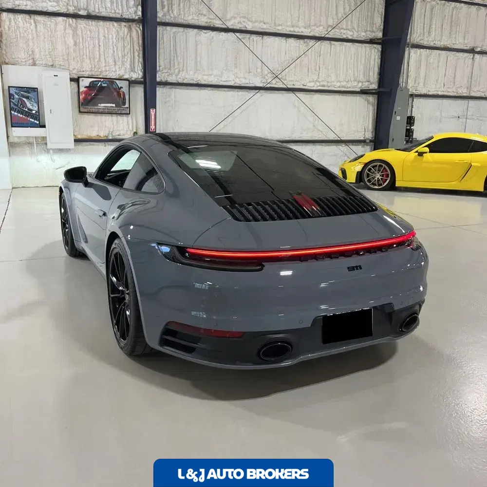 2023 Porsche 911 Carrera